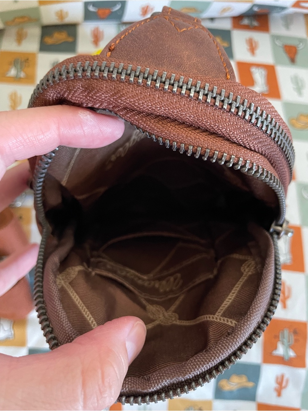 Wrangler Brown Leather Belt Bag with Branded Strap - Picture 4 of 5